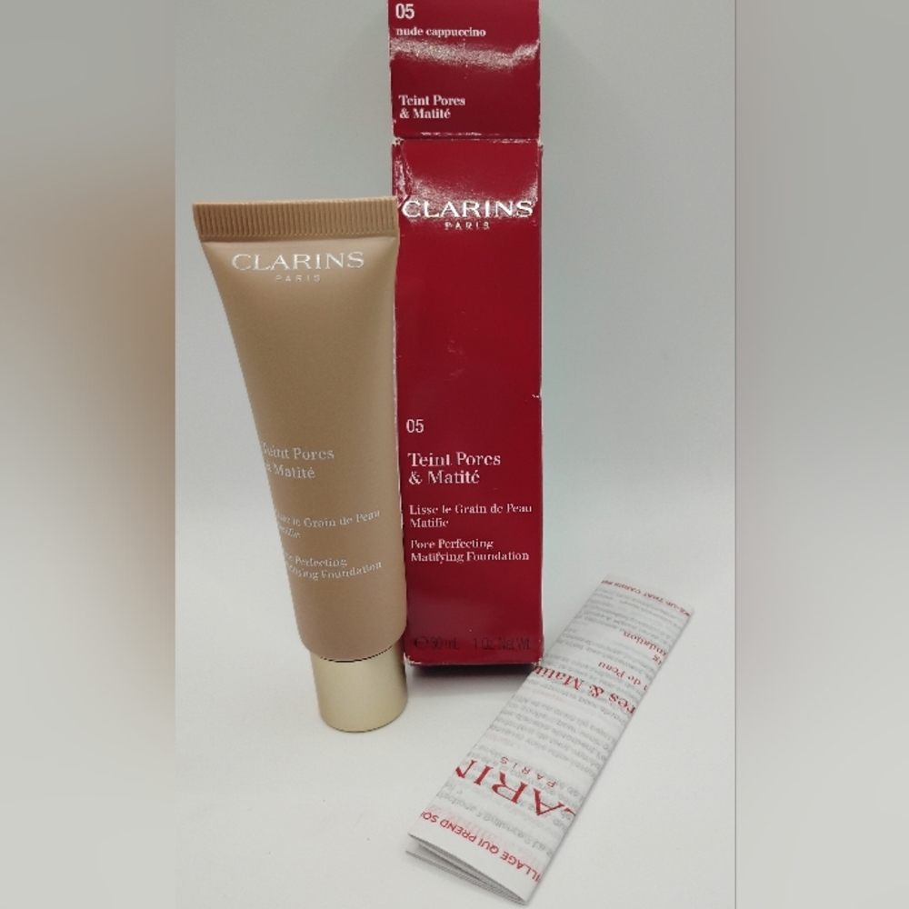 Clarins Teint & Matite Pore Perfecting Matifying Foundation 05 Cappuccino BNIB